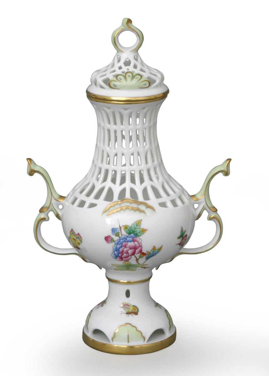 Vase with Loop Knob