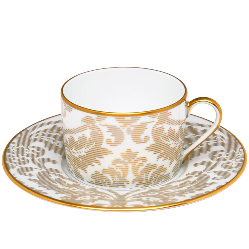 Gold tea cup & saucer